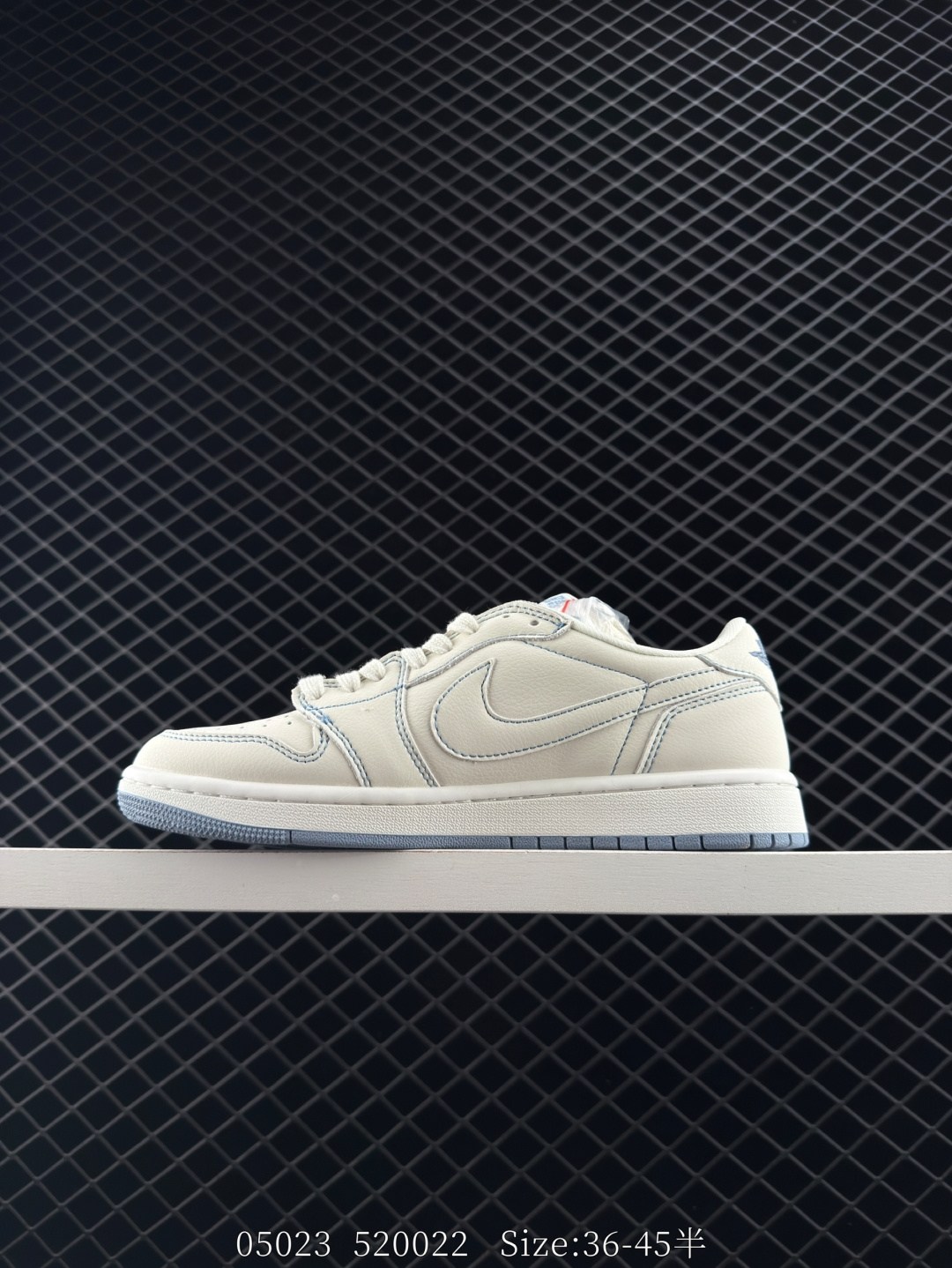 Travis Scott x Air Jordan 1 ” Reverse Mocha “